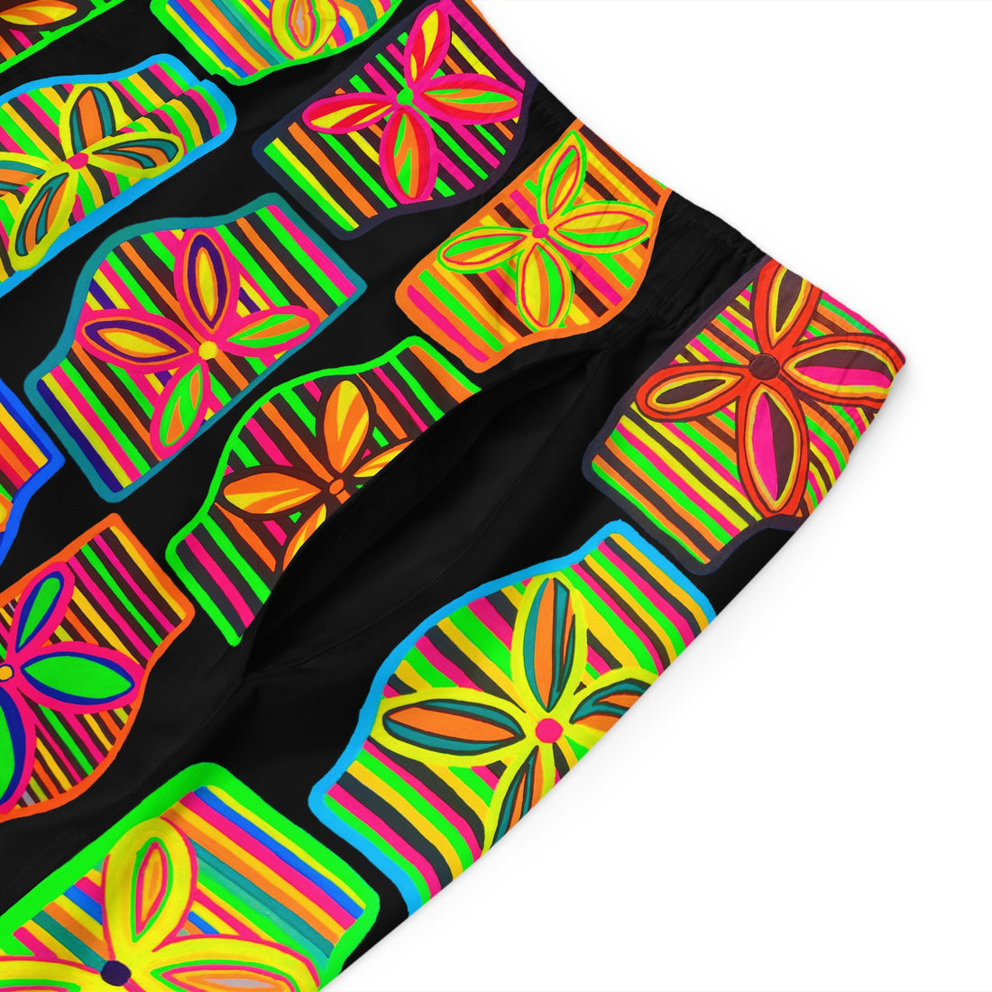 Black Deco Print Men's Board Shorts (AOP)