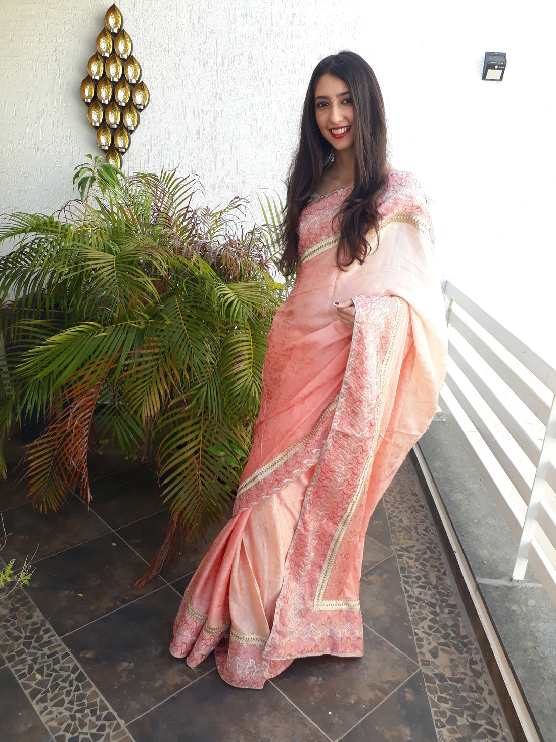 pink ombre floral jaquard crepe silk saree with hand embroidered border