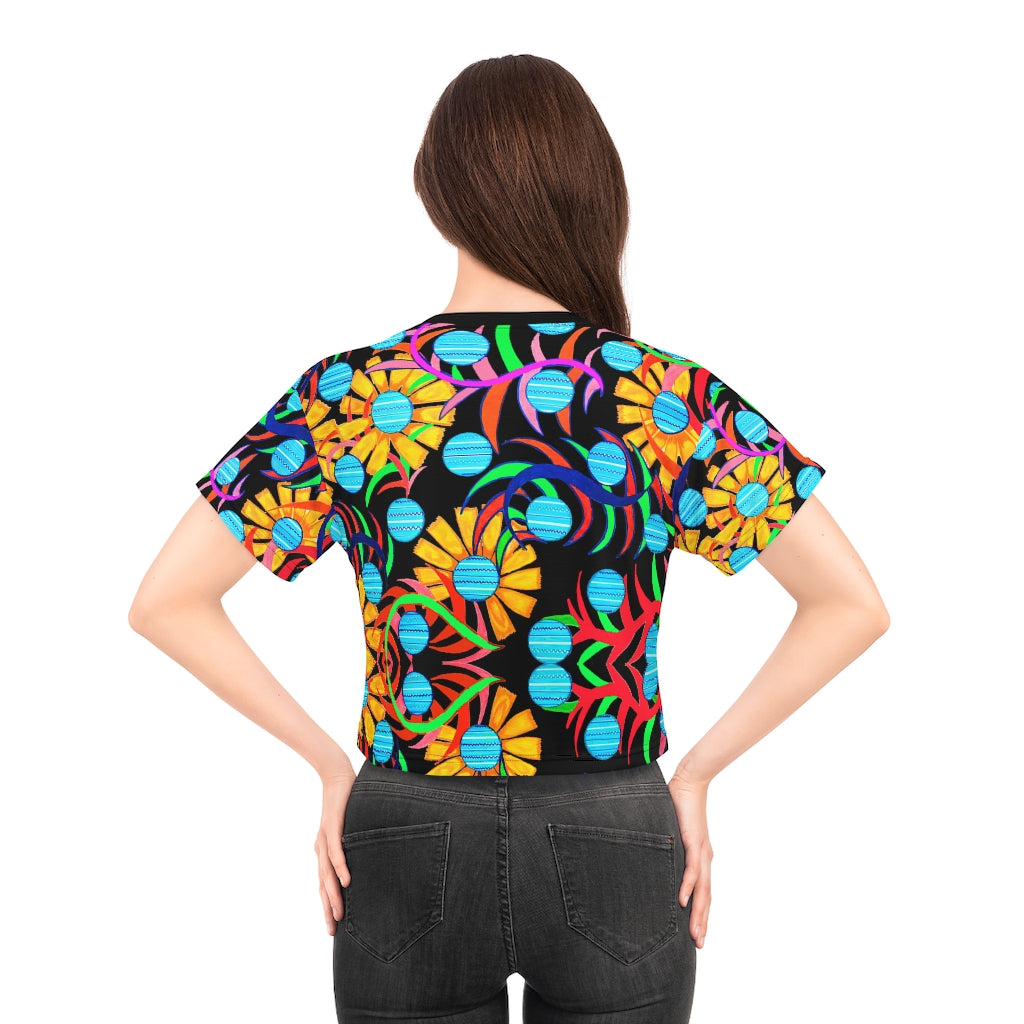 black sunflower print cropped t-shirt